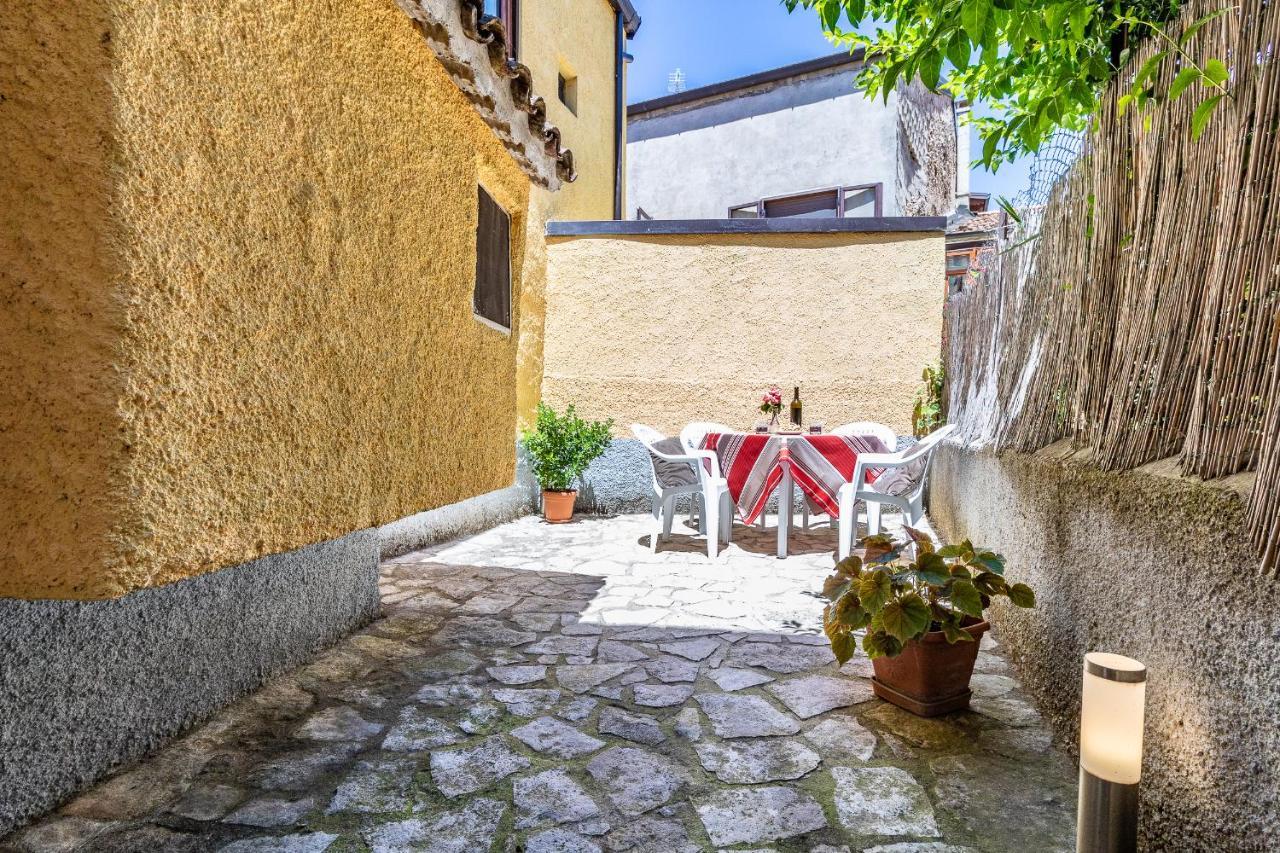 דירות Sarconi Casa Vacanze 'Zia Lucia' מראה חיצוני תמונה